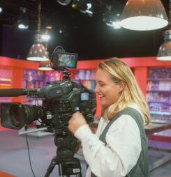 EMG / Gravity Media junior camera operator Annemijn van der Meer