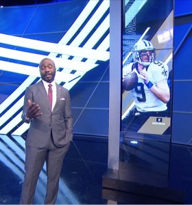 Marshall Faulk on the NFL GameDay set