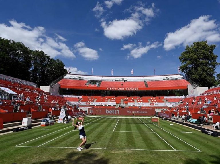 Spectators and grass court tennis return to Germany with bett1ACES