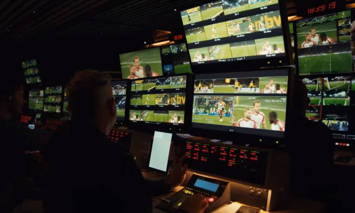 Der Klassiker: Find out about the broadcast innovations used to bring coverage of Borussia Dortmund vs Bayern München to over 200 countries
